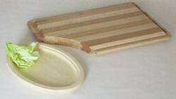 Bild: W231Schneidebrett mit Tablett oval Artikel Nr. W281 in Kirschbaum oder in ged. Buche